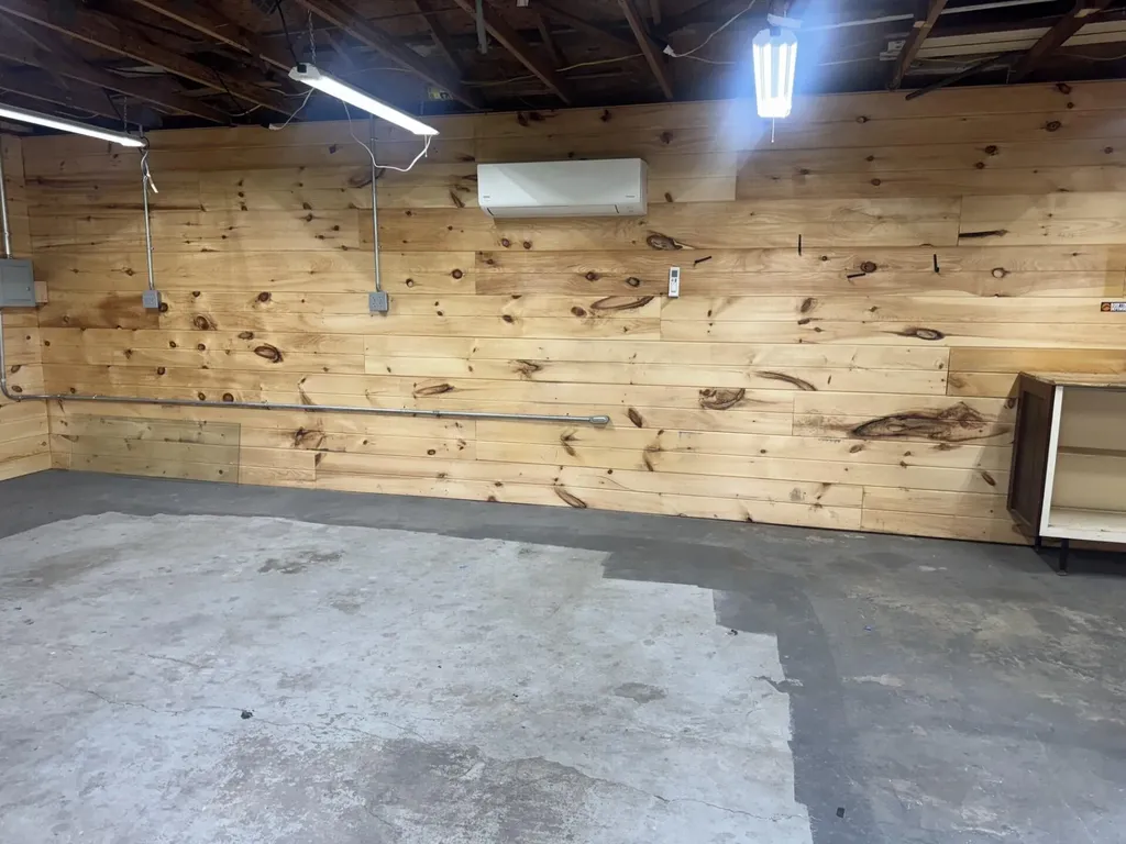 140 Rudder Road London KY 40744