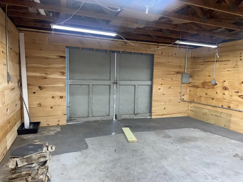140 Rudder Road London KY 40744