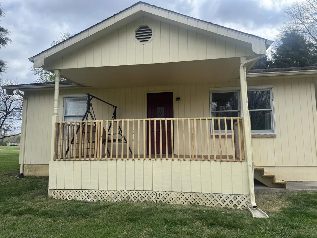 140 Rudder Road London KY 40744