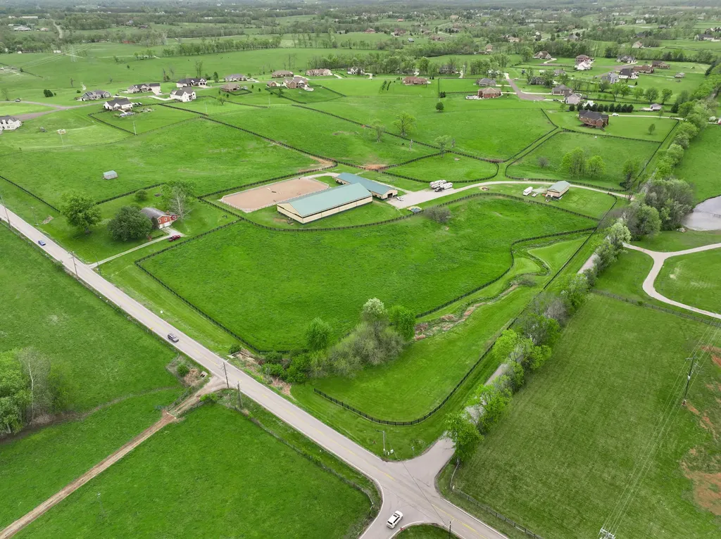 3200 Fishers Mill Road Midway KY 40347