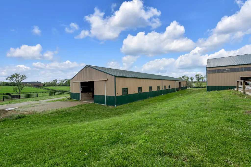 3200 Fishers Mill Road Midway KY 40347