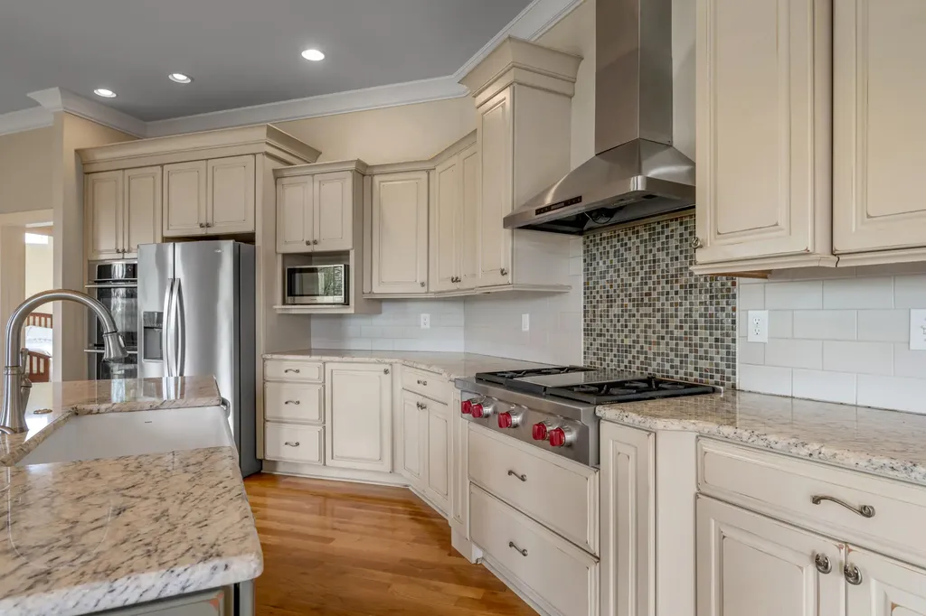 3200 Fishers Mill Road Midway KY 40347