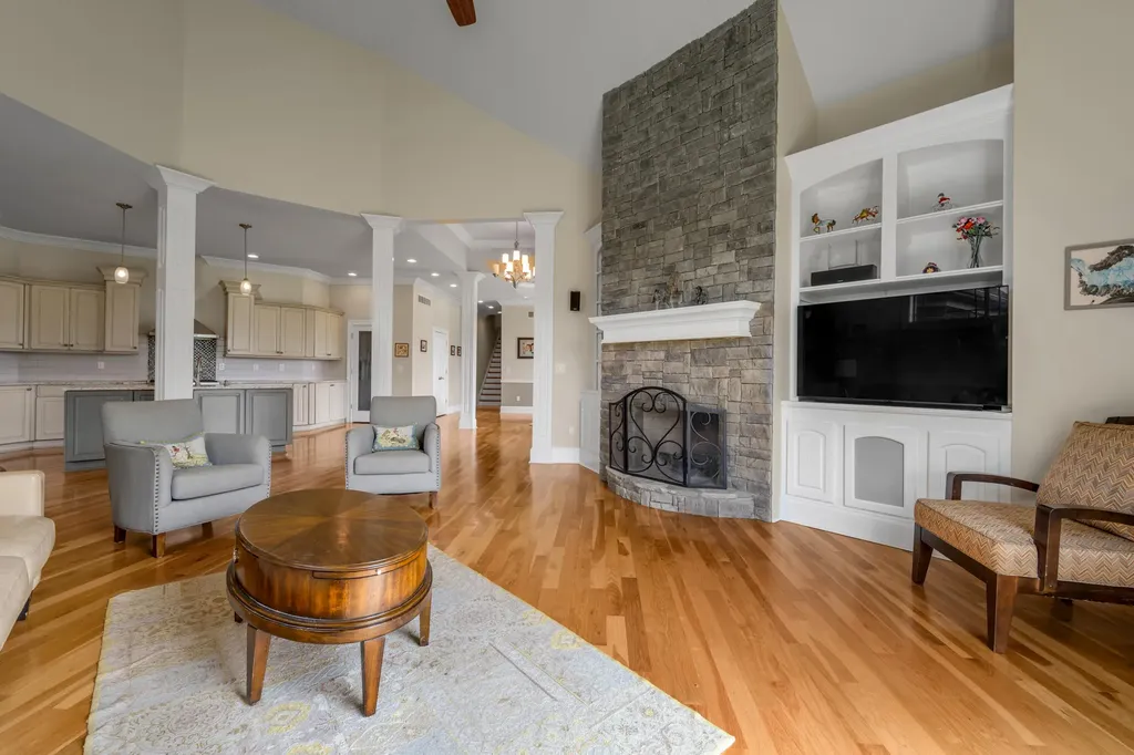 3200 Fishers Mill Road Midway KY 40347