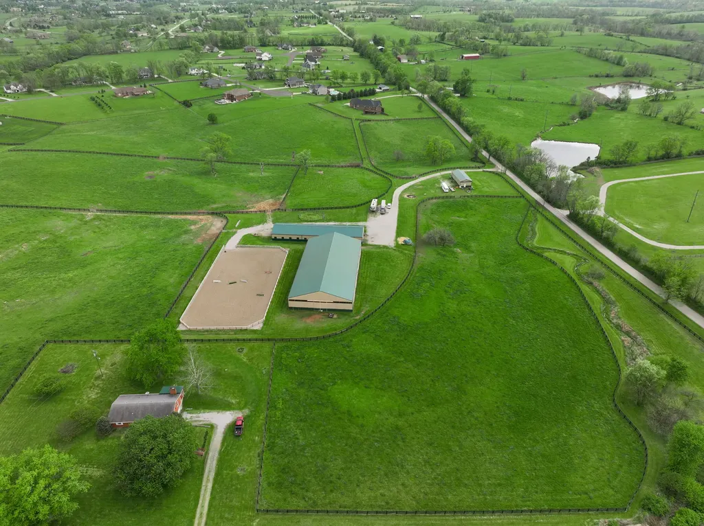 3200 Fishers Mill Road Midway KY 40347