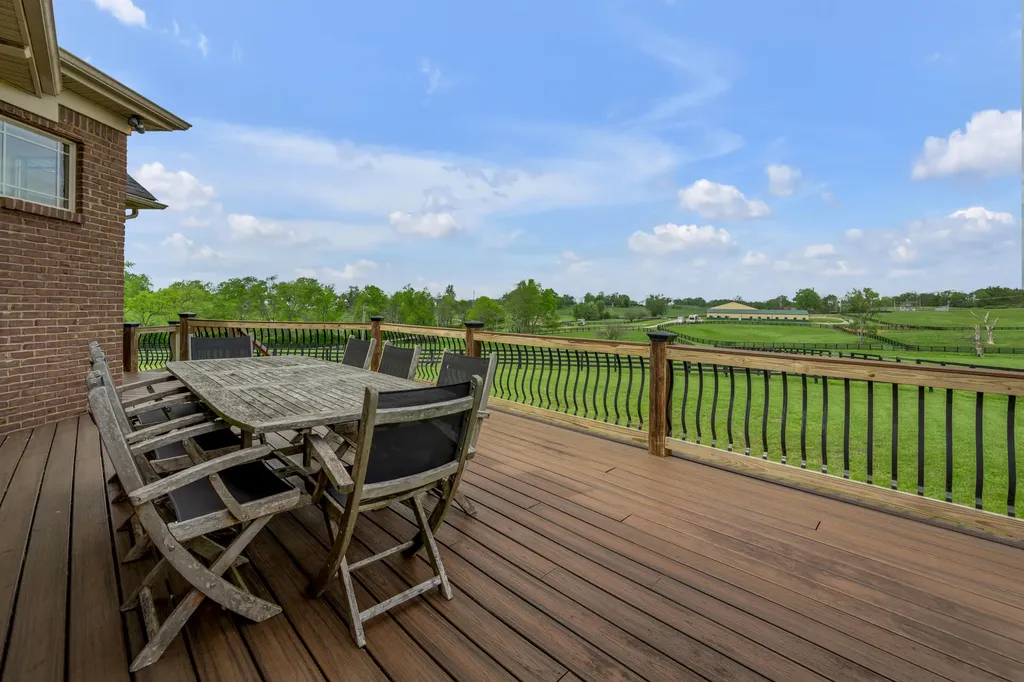 3200 Fishers Mill Road Midway KY 40347