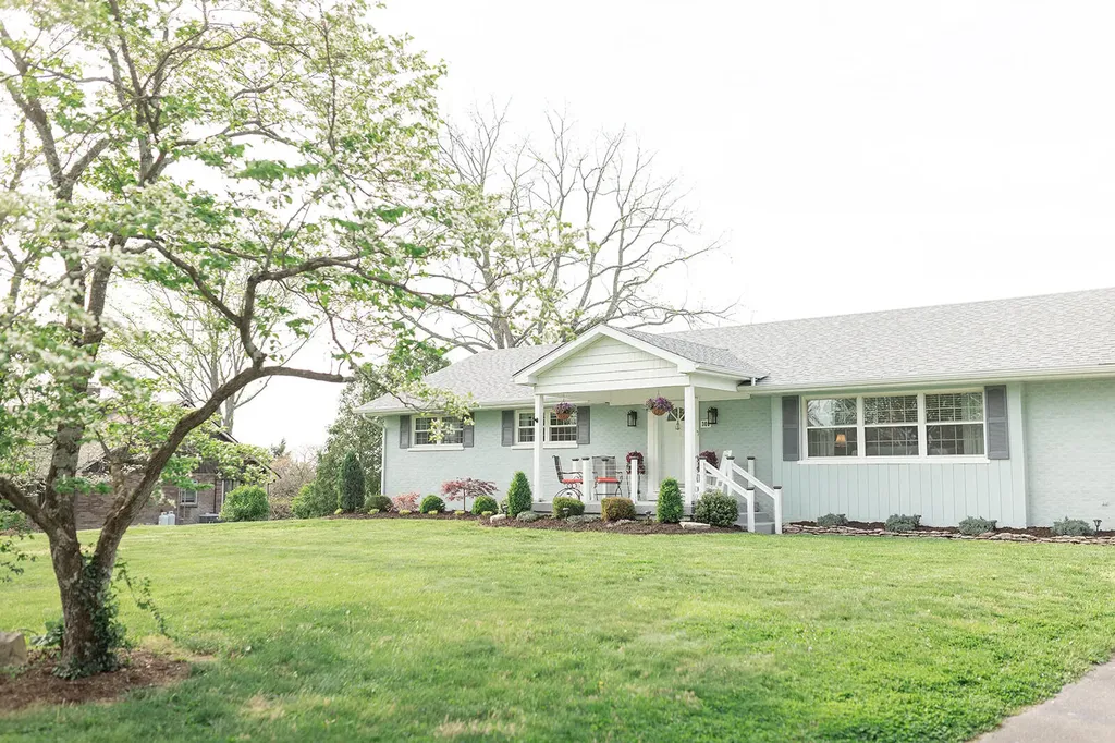 300 E Scotts Ferry Road Versailles KY 40383