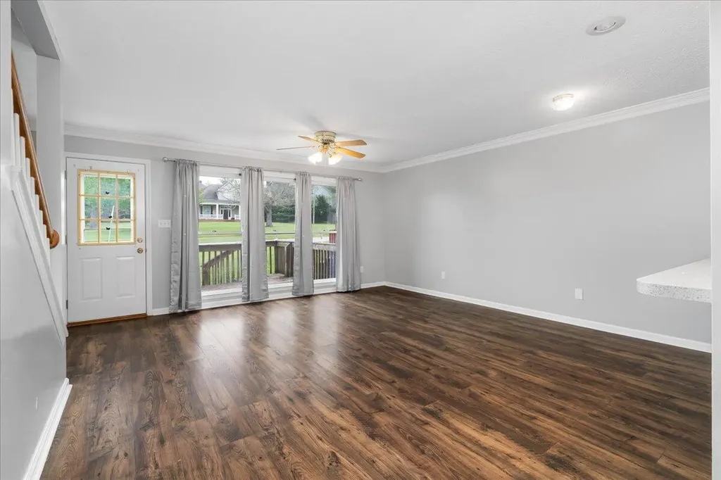 108 Park Place Court Paris KY 40361
