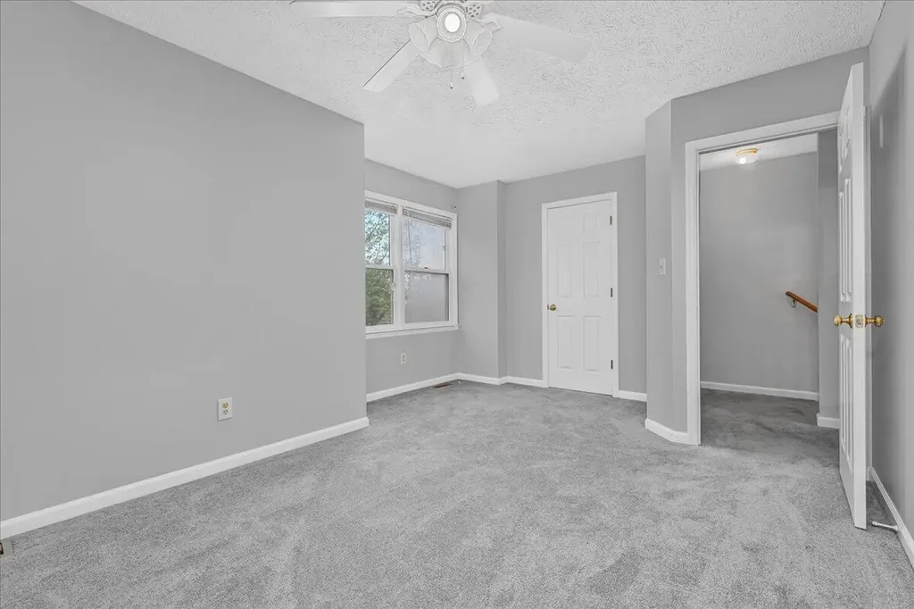 108 Park Place Court Paris KY 40361