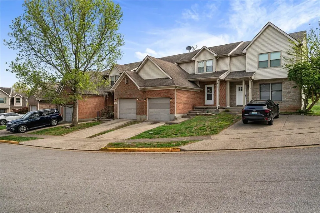 108 Park Place Court Paris KY 40361