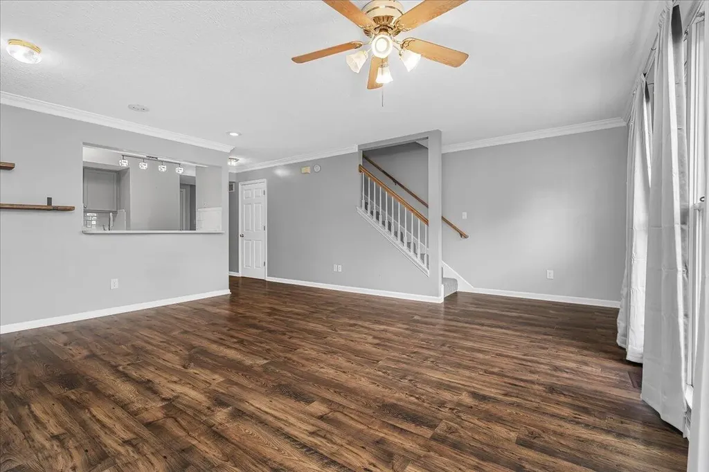 108 Park Place Court Paris KY 40361