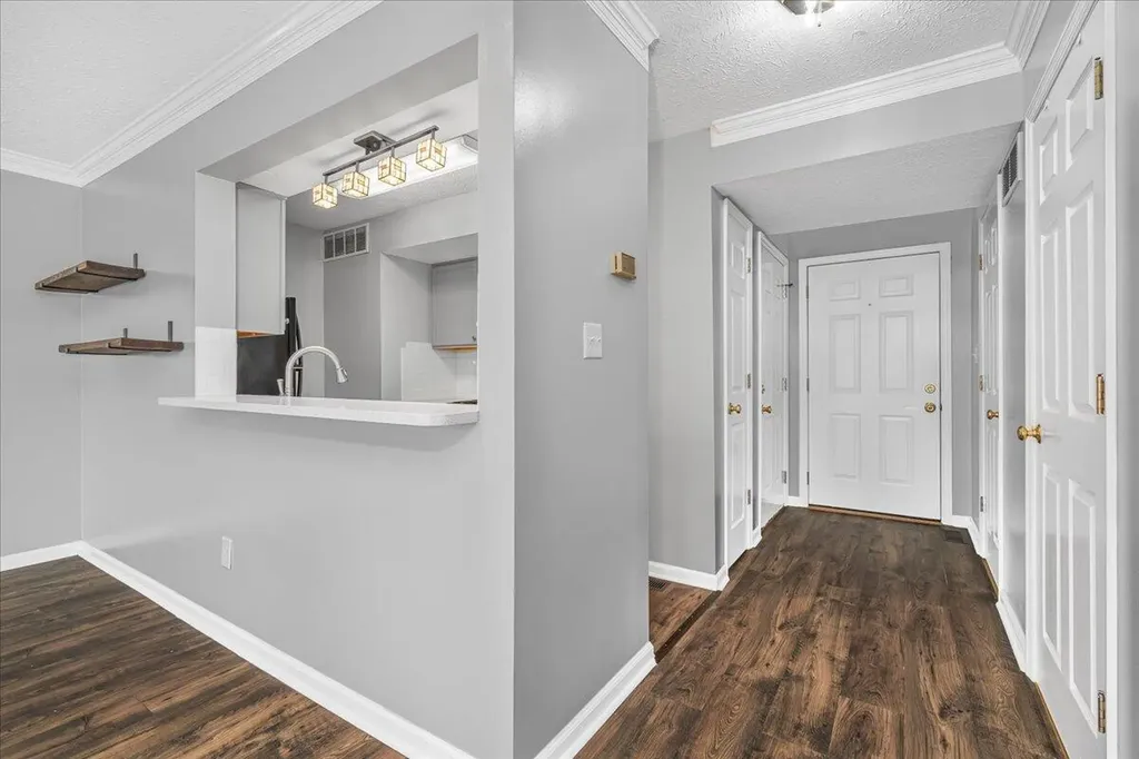 108 Park Place Court Paris KY 40361
