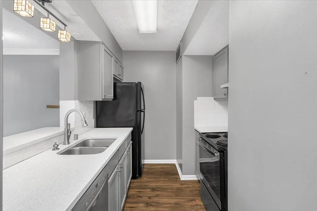 108 Park Place Court Paris KY 40361