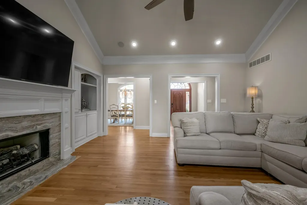 3128 Weymouth Court Lexington KY 40509