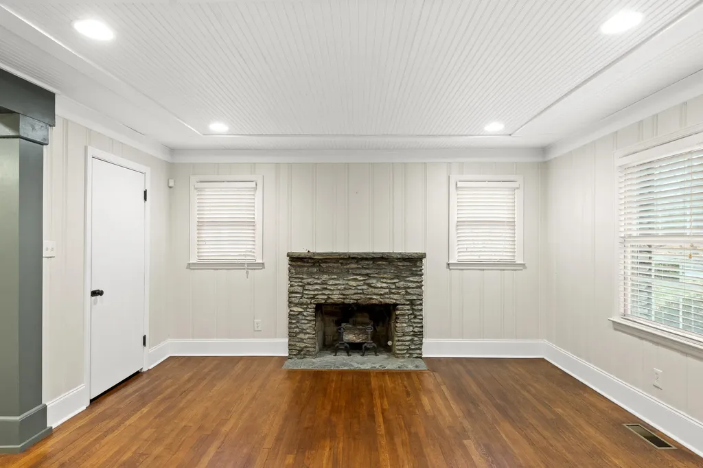 404 Henry Clay Boulevard Lexington KY 40502