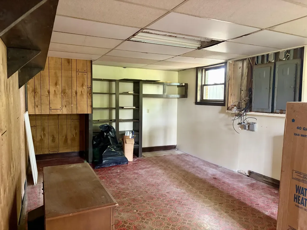 8123 Barbourville Road London KY 40744