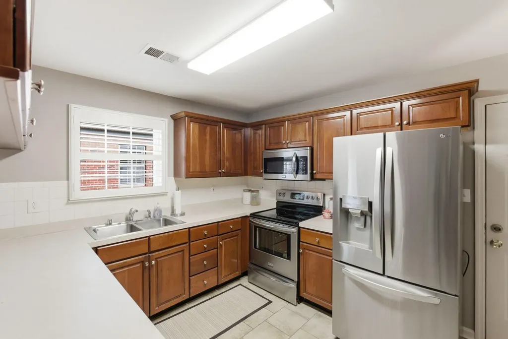 1792 Chandler Lane Lexington KY 40504