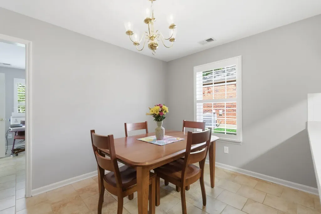 1792 Chandler Lane Lexington KY 40504