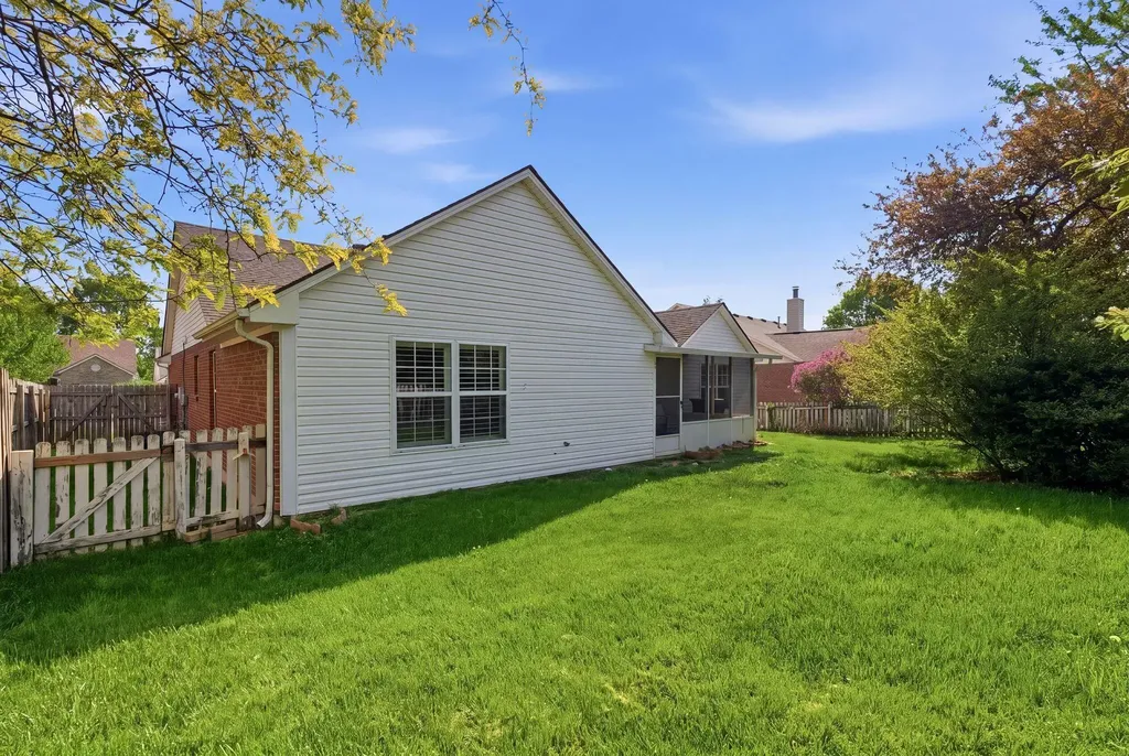 1792 Chandler Lane Lexington KY 40504