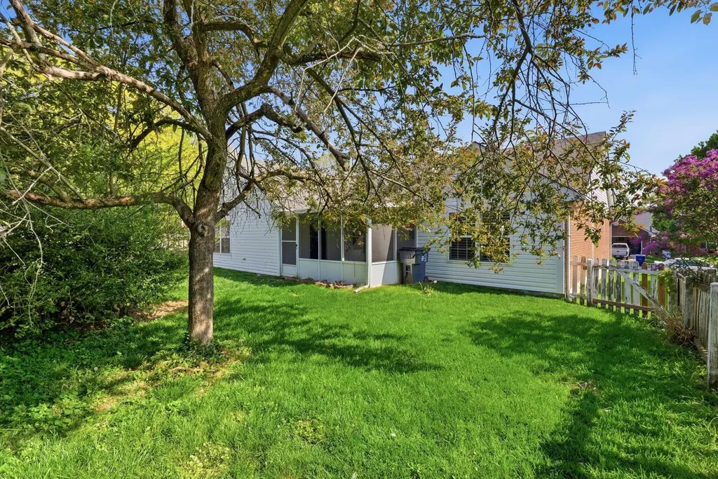 1792 Chandler Lane Lexington KY 40504