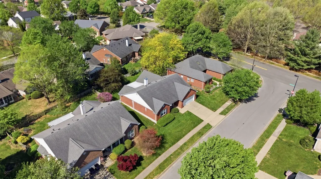 1792 Chandler Lane Lexington KY 40504
