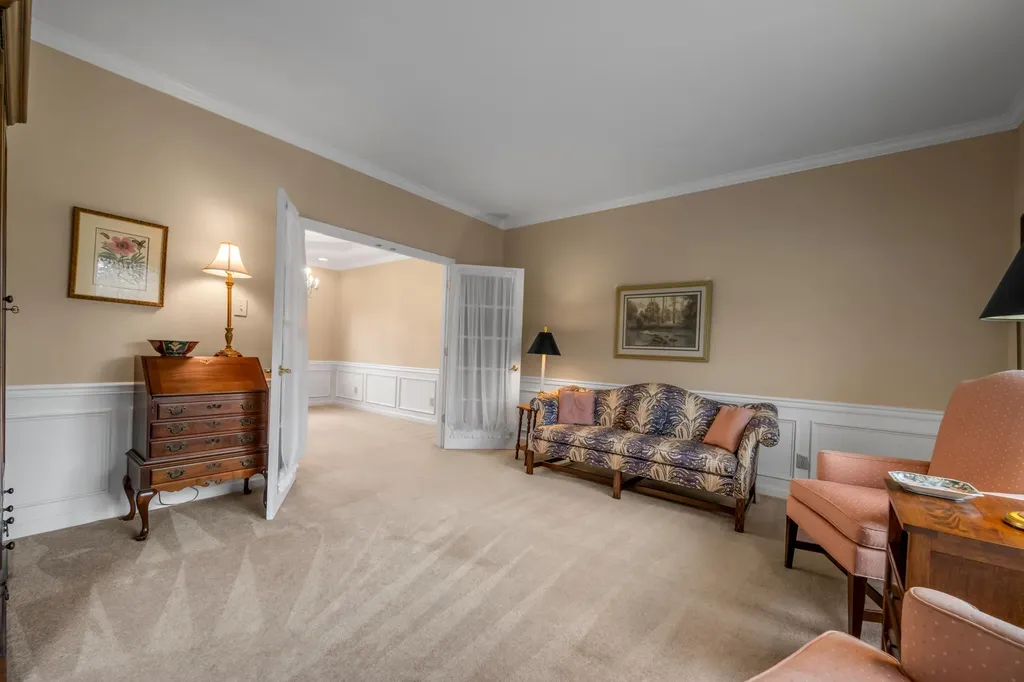 1100 Seville Court Lexington KY 40515