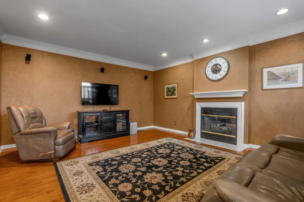 1100 Seville Court Lexington KY 40515
