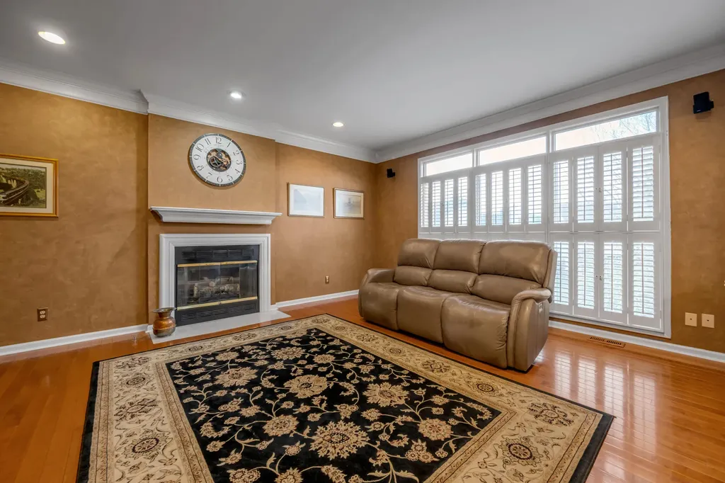 1100 Seville Court Lexington KY 40515