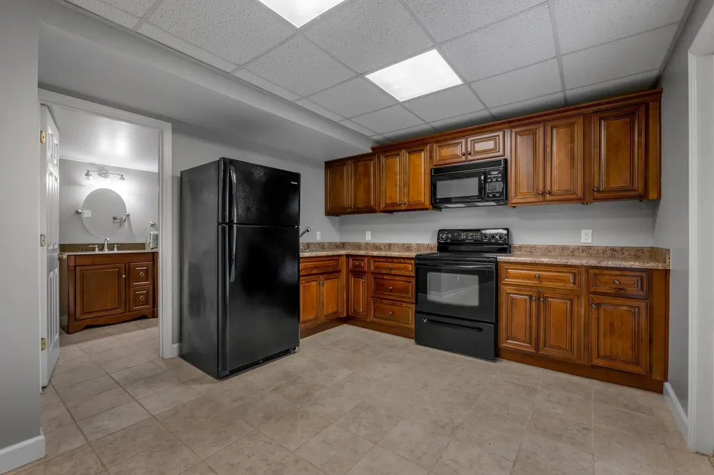 1100 Seville Court Lexington KY 40515