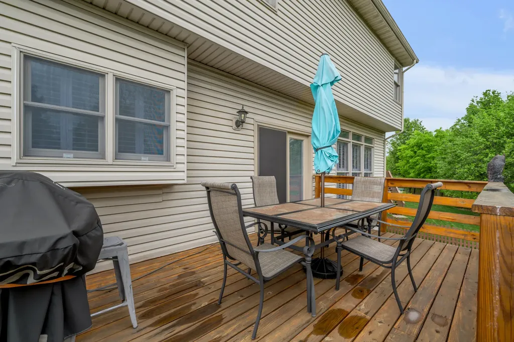 1100 Seville Court Lexington KY 40515