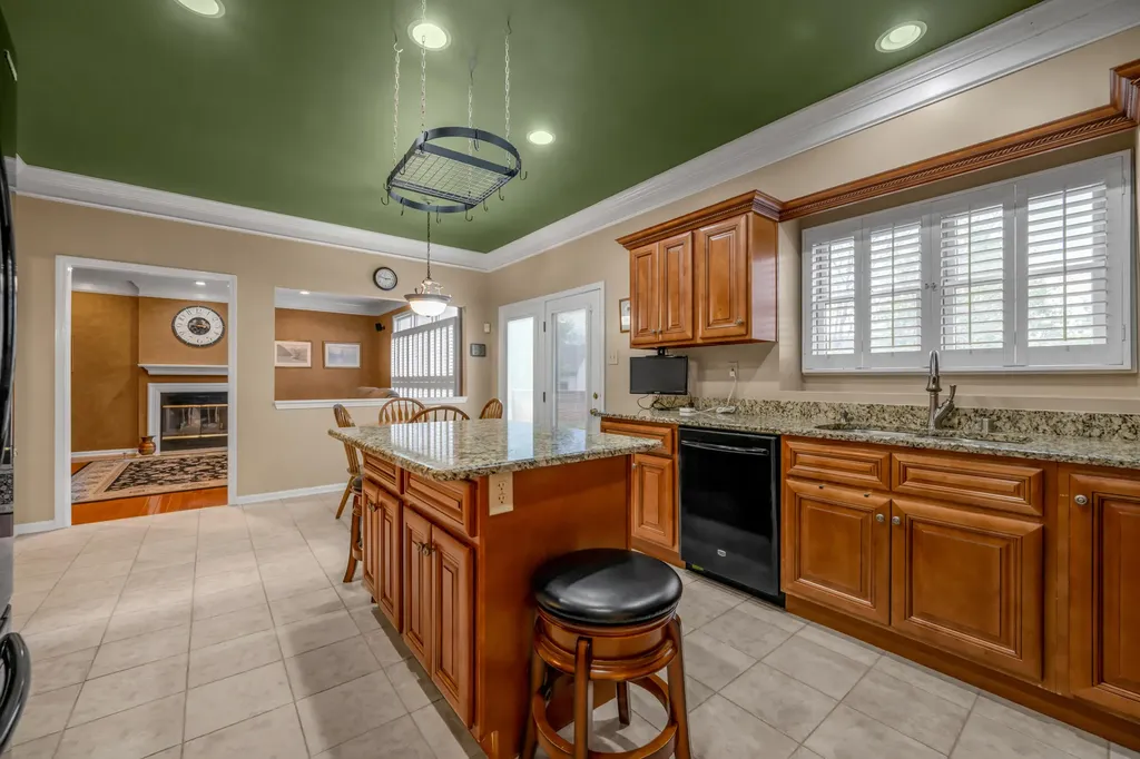 1100 Seville Court Lexington KY 40515