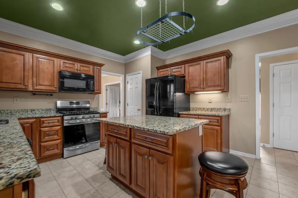 1100 Seville Court Lexington KY 40515