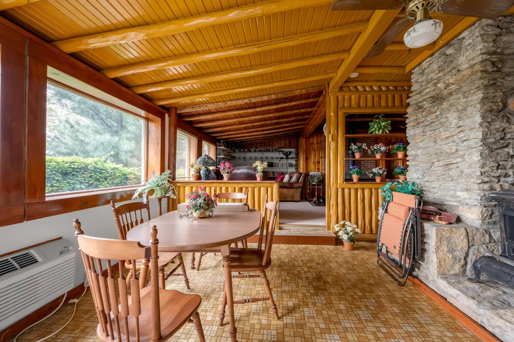 512 Chimney Rock Road Harrodsburg KY 40330