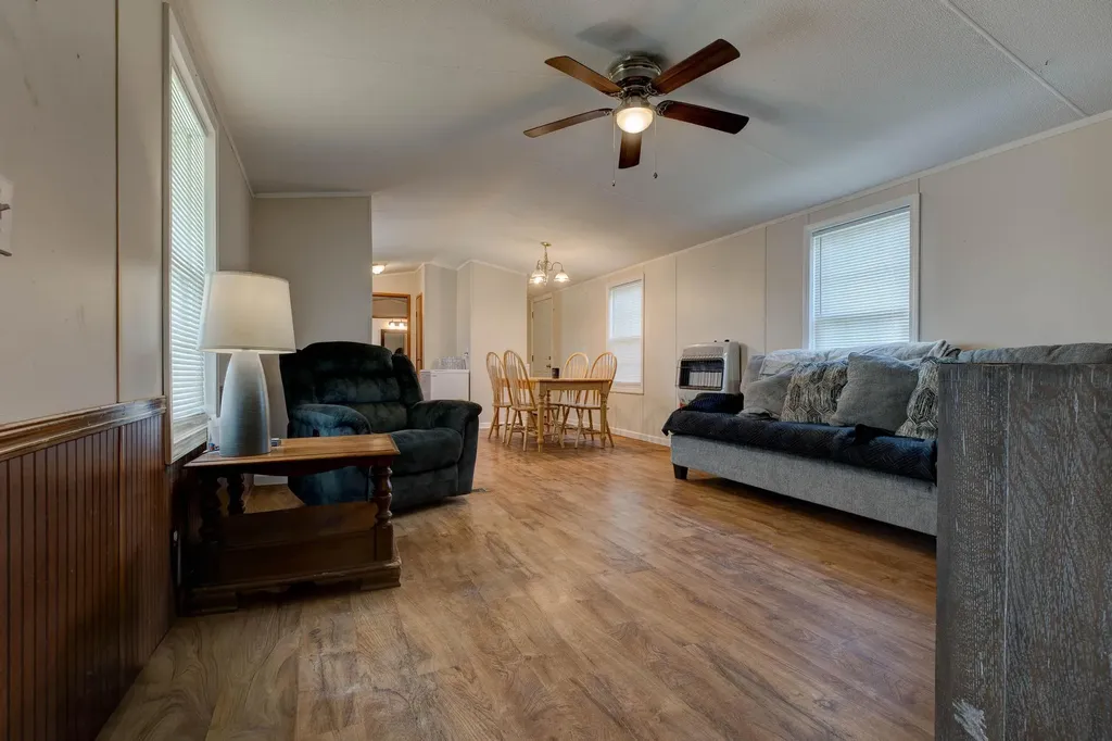 7565 Cream Alley Road Jeffersonville KY 40337