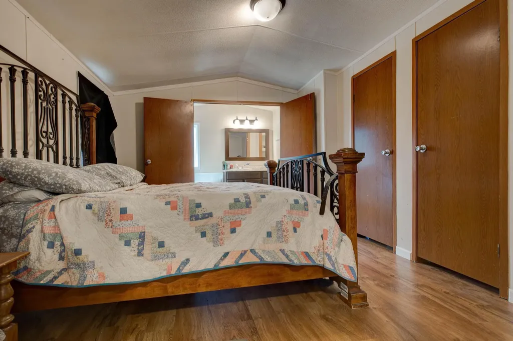 7565 Cream Alley Road Jeffersonville KY 40337
