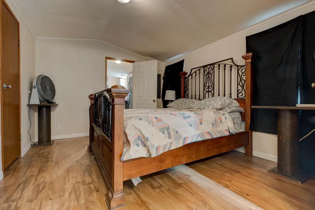 7565 Cream Alley Road Jeffersonville KY 40337