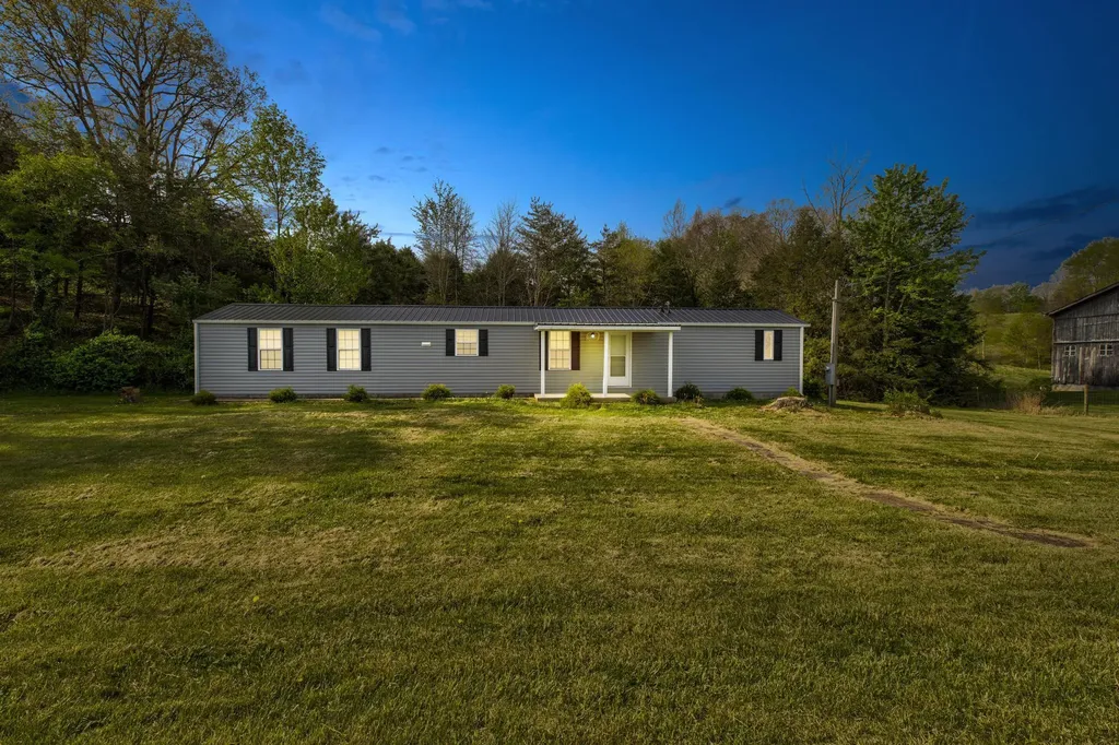 7565 Cream Alley Road Jeffersonville KY 40337