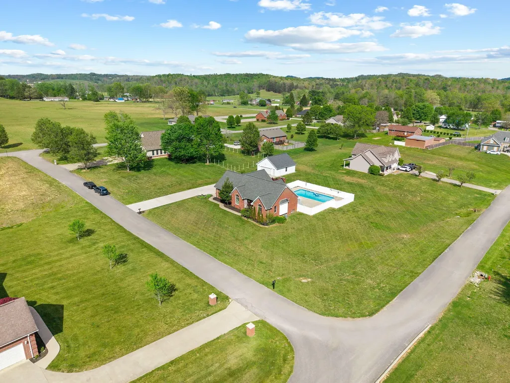 55 Candi Brook Lane Corbin KY 40701