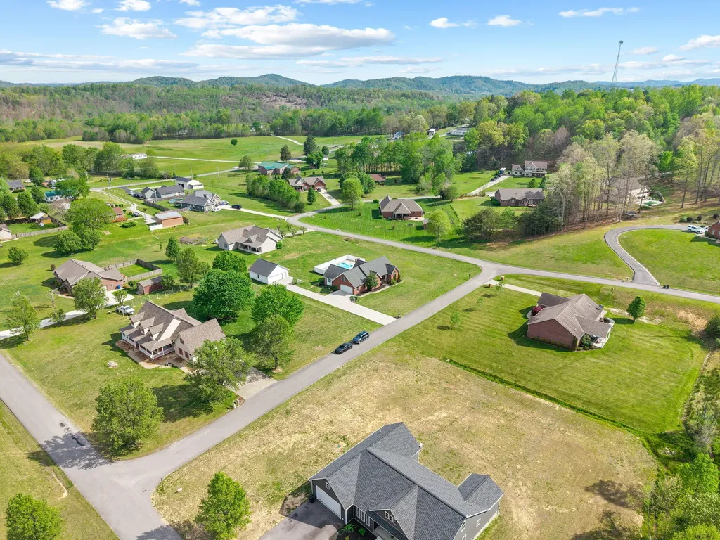 55 Candi Brook Lane Corbin KY 40701