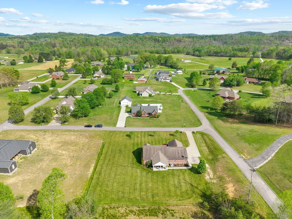 55 Candi Brook Lane Corbin KY 40701