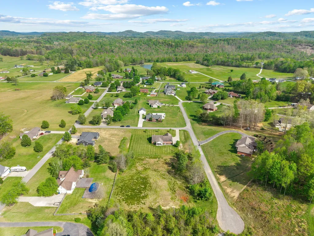 55 Candi Brook Lane Corbin KY 40701
