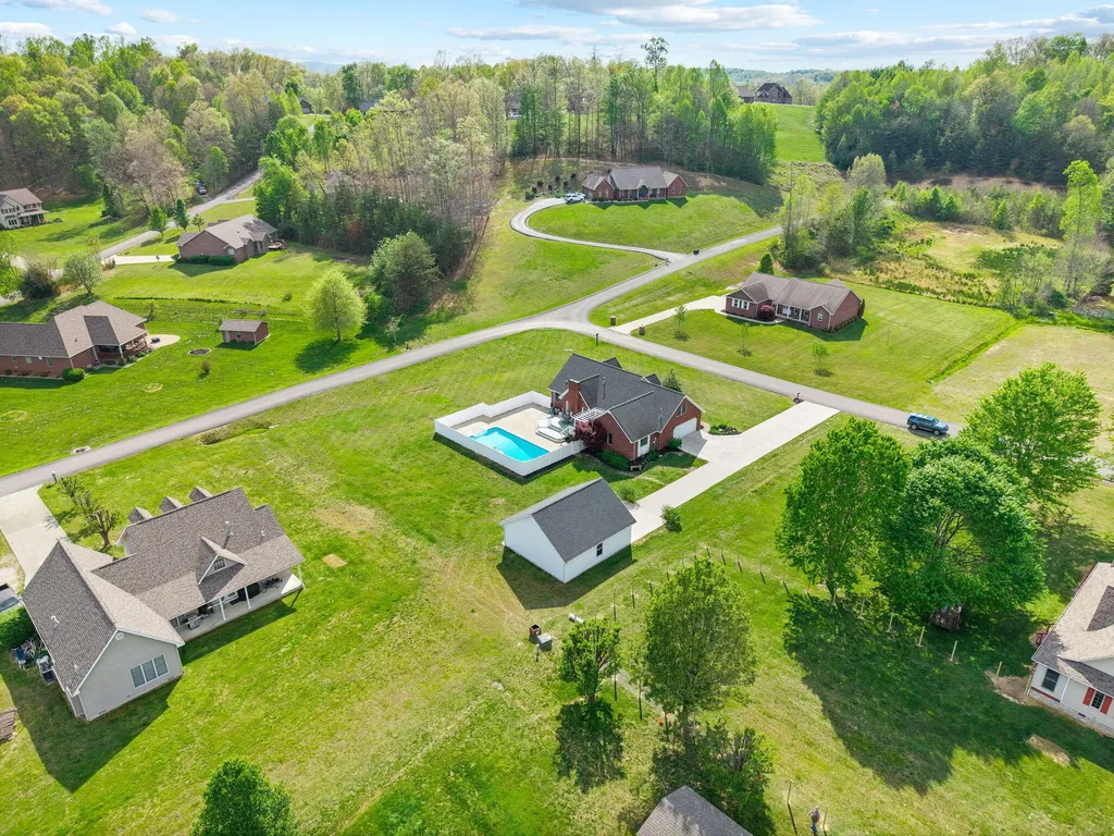 55 Candi Brook Lane Corbin KY 40701