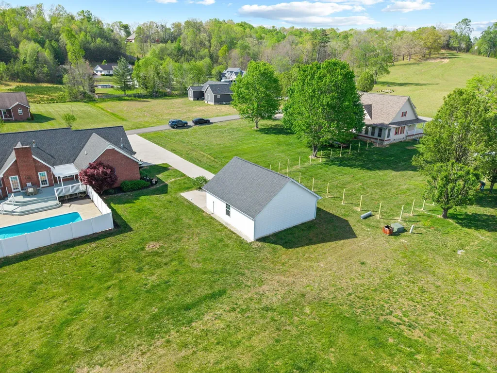 55 Candi Brook Lane Corbin KY 40701
