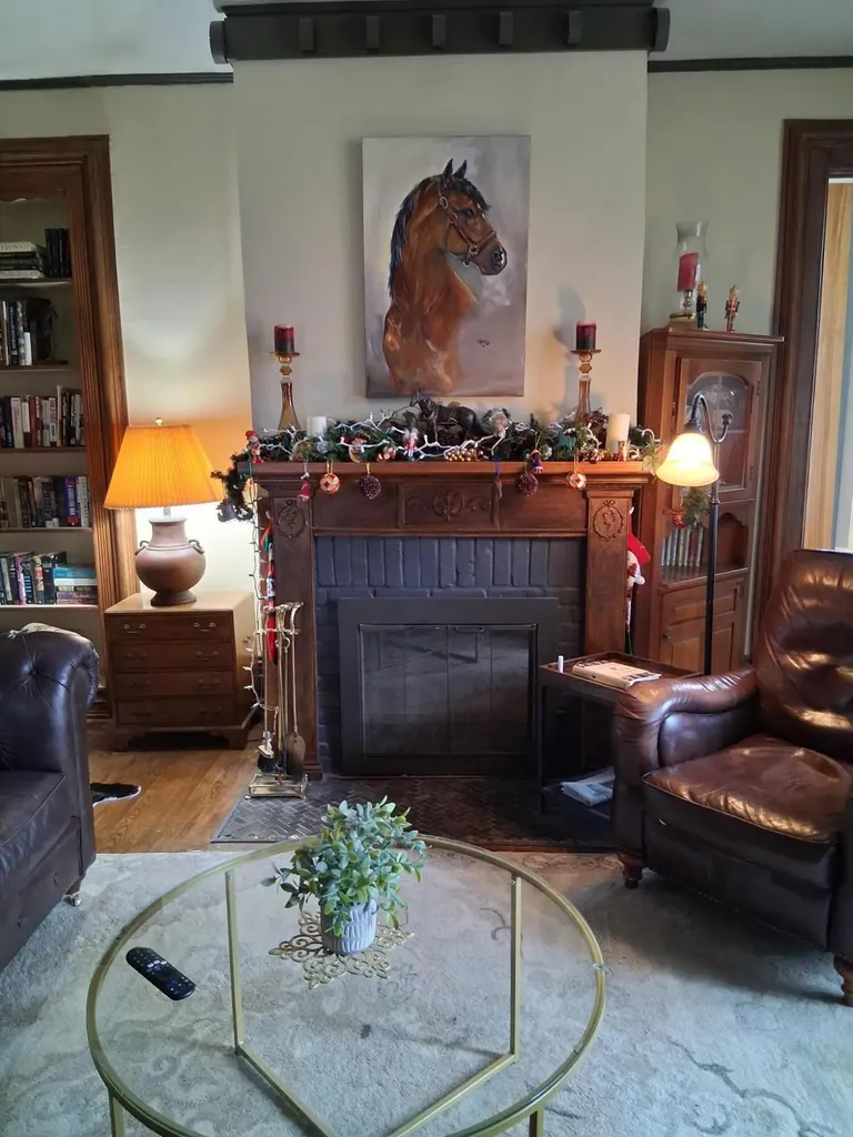 305 S Main Street Versailles KY 40383