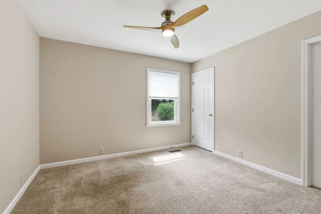 237 Rose Hill Avenue Versailles KY 40383