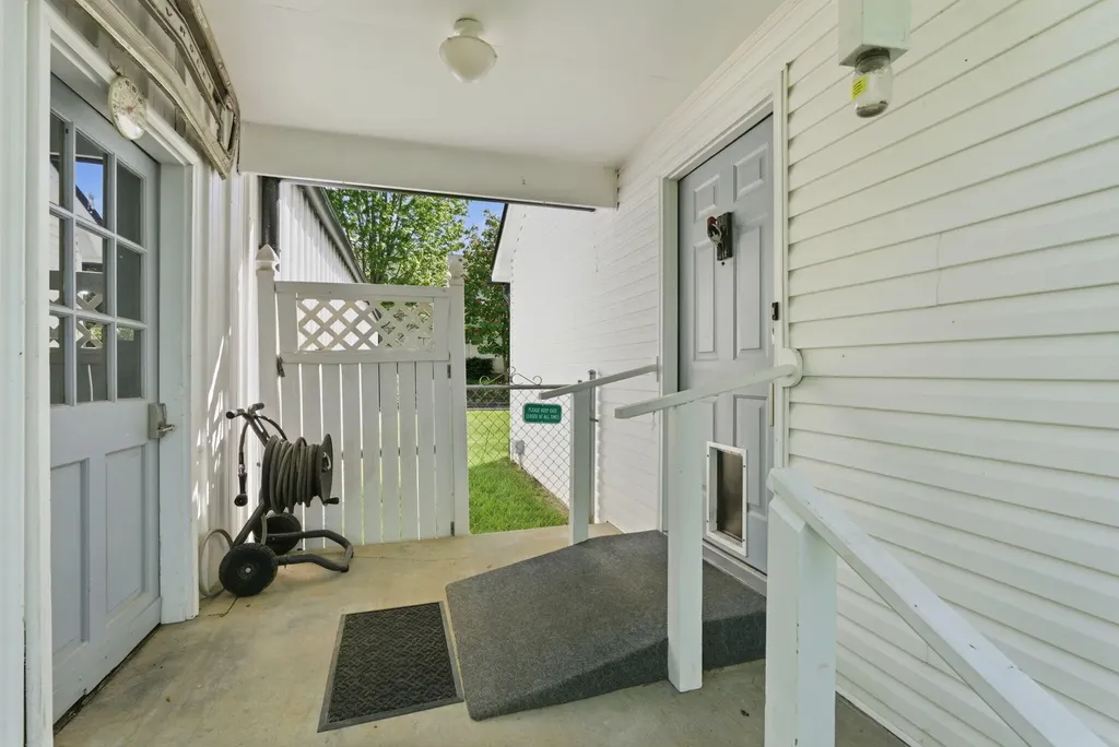 237 Rose Hill Avenue Versailles KY 40383