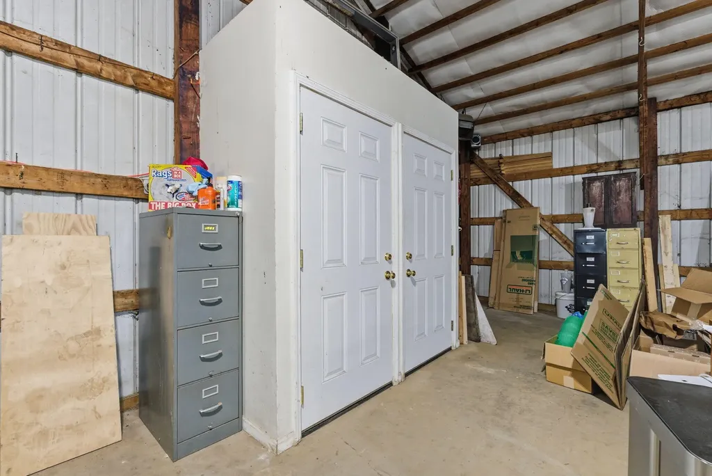 237 Rose Hill Avenue Versailles KY 40383
