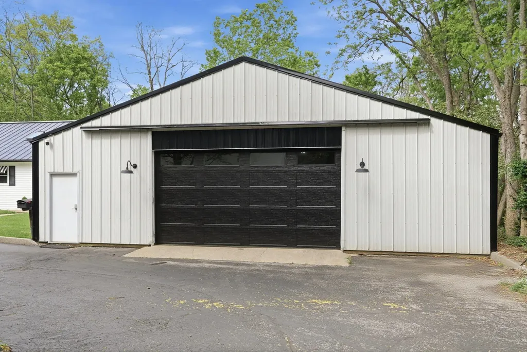 237 Rose Hill Avenue Versailles KY 40383