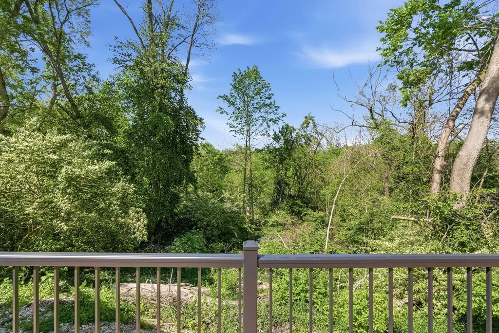 237 Rose Hill Avenue Versailles KY 40383