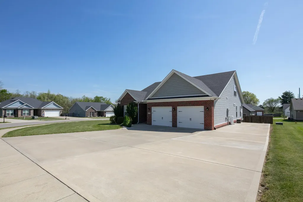 175 Fallow Circle Georgetown KY 40324