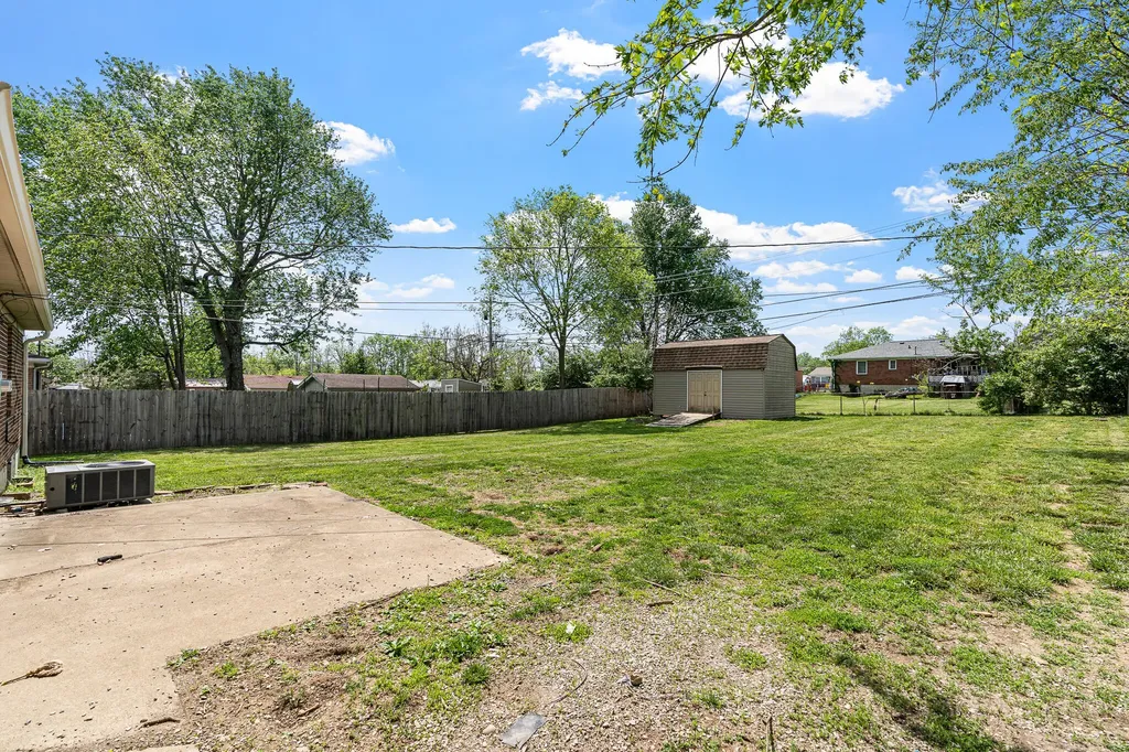 527 Miles Road Nicholasville KY 40356